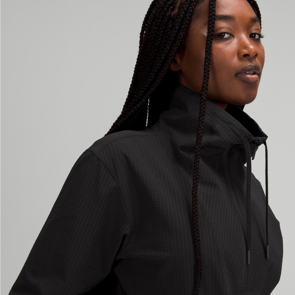 lululemon athletica Jackets & Blazers - Lululemon Pack Light Pullover